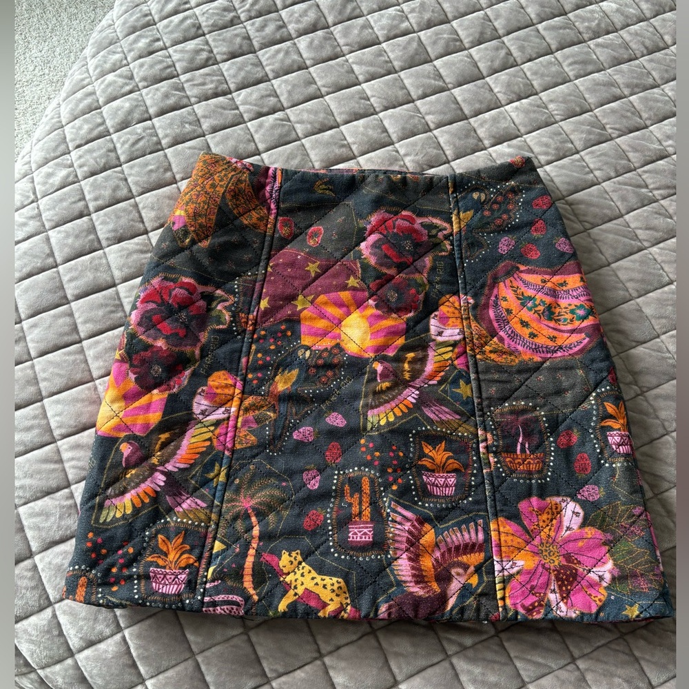 Farm Rio Quilted Mini Skirt Size Small